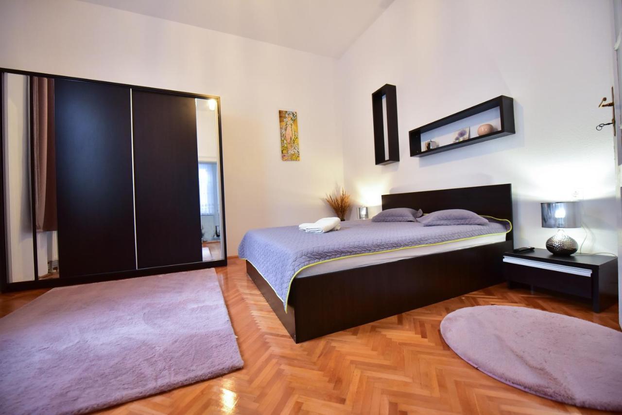 Flh - Klara Apt Sibiu Exteriör bild